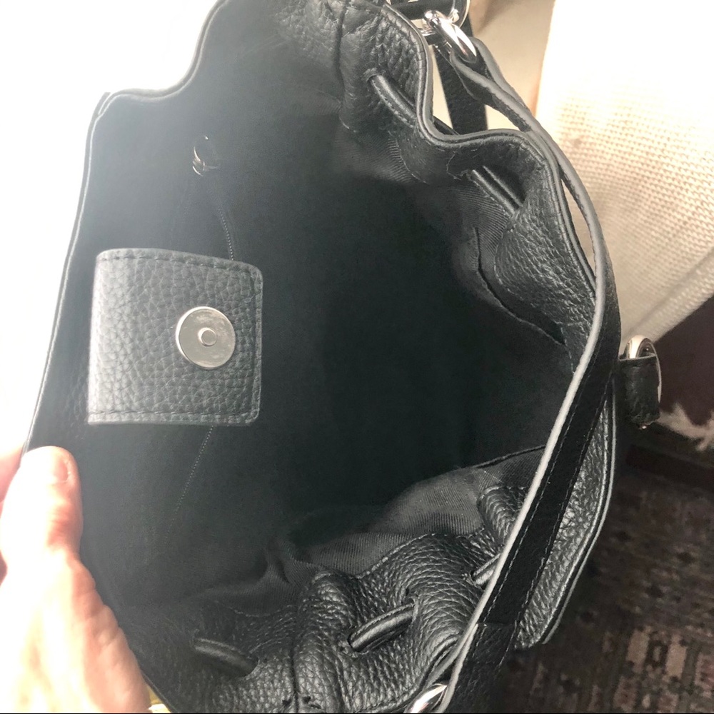 Vince Camuto cross body - Picture 5 of 8